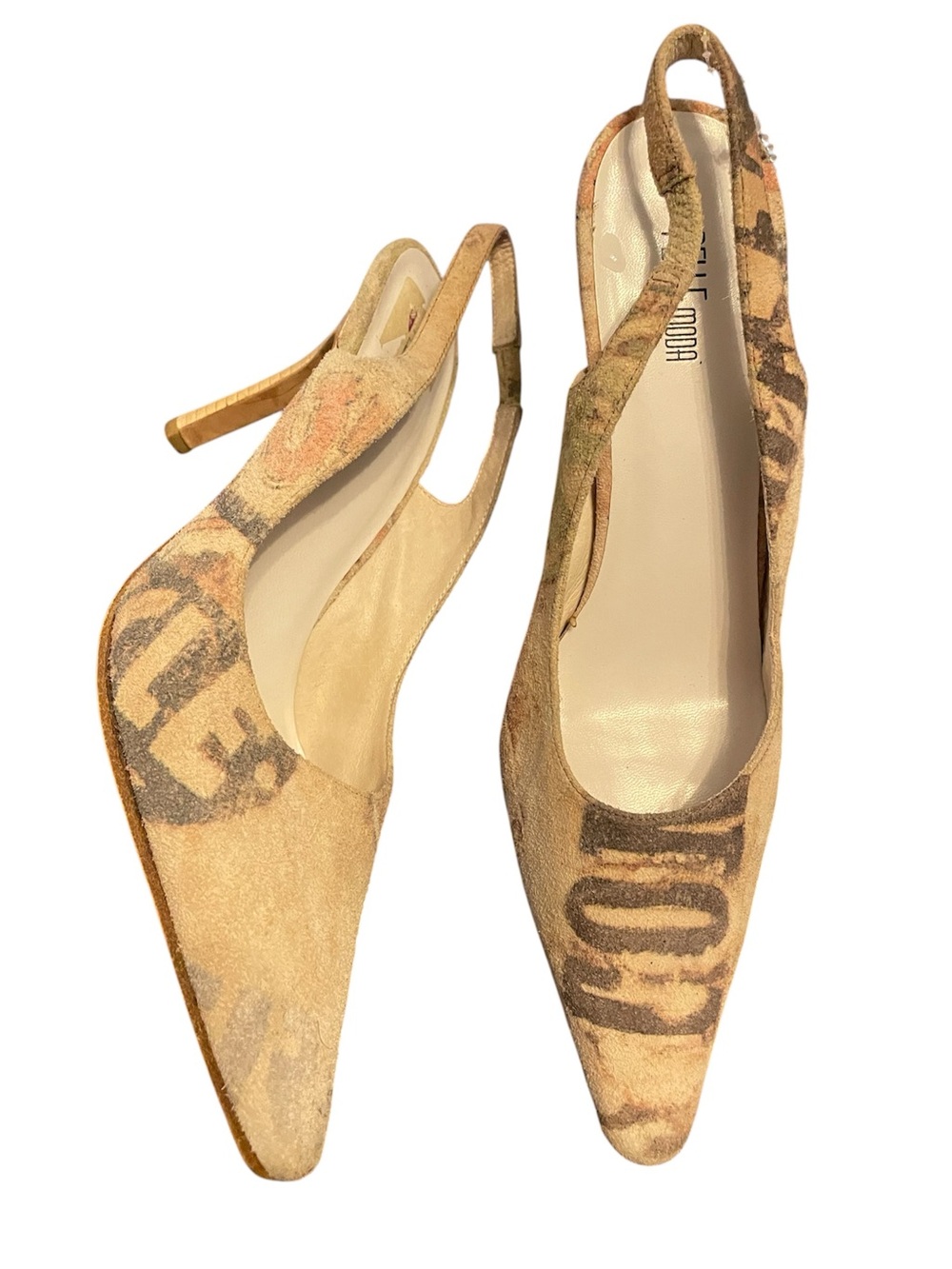 Pelle Moda Beige Graphic Slingback Pumps